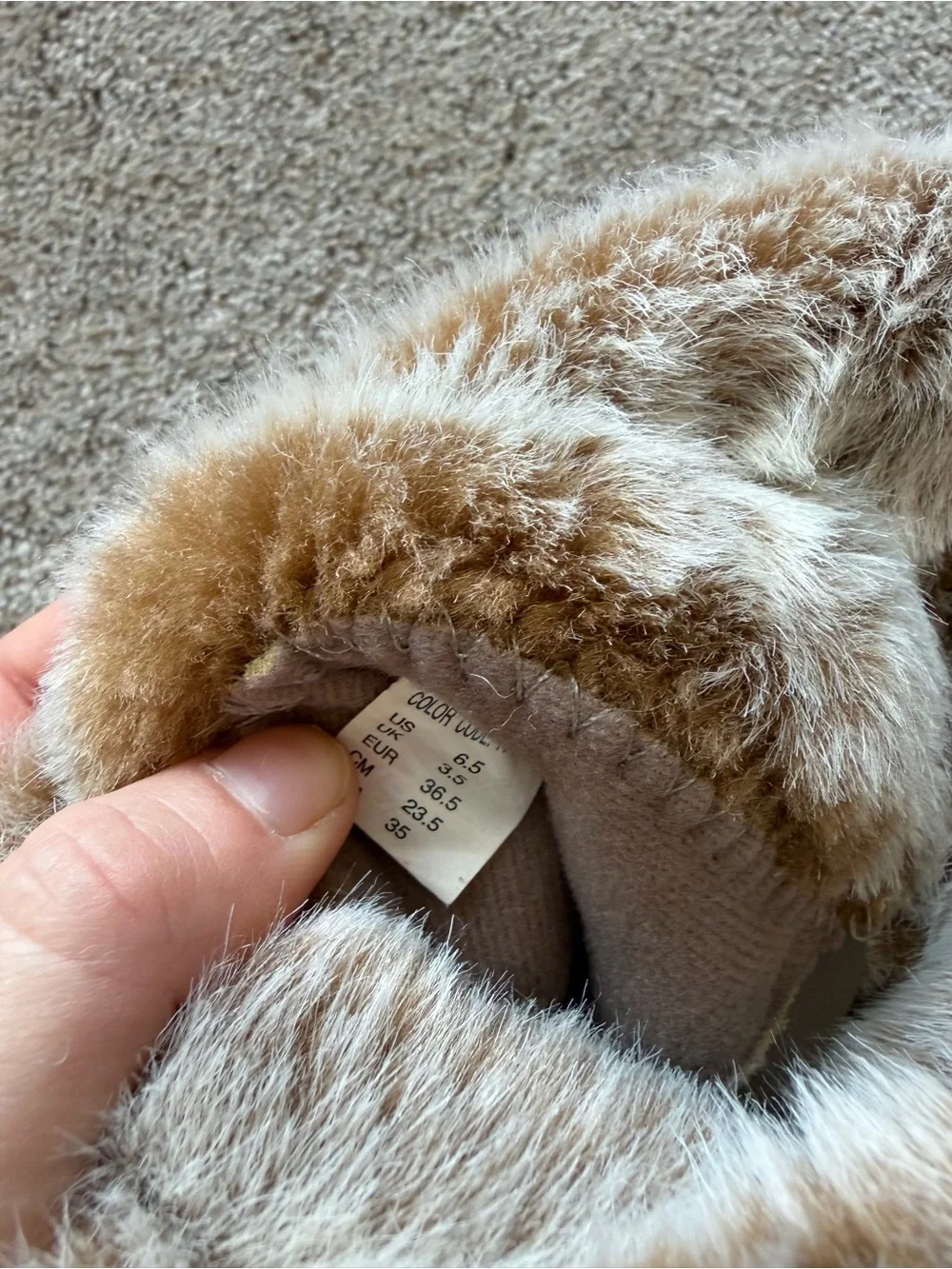 Women's Sketchers Taupe Faux-Fur Lined Winter Boots- Size 6.5